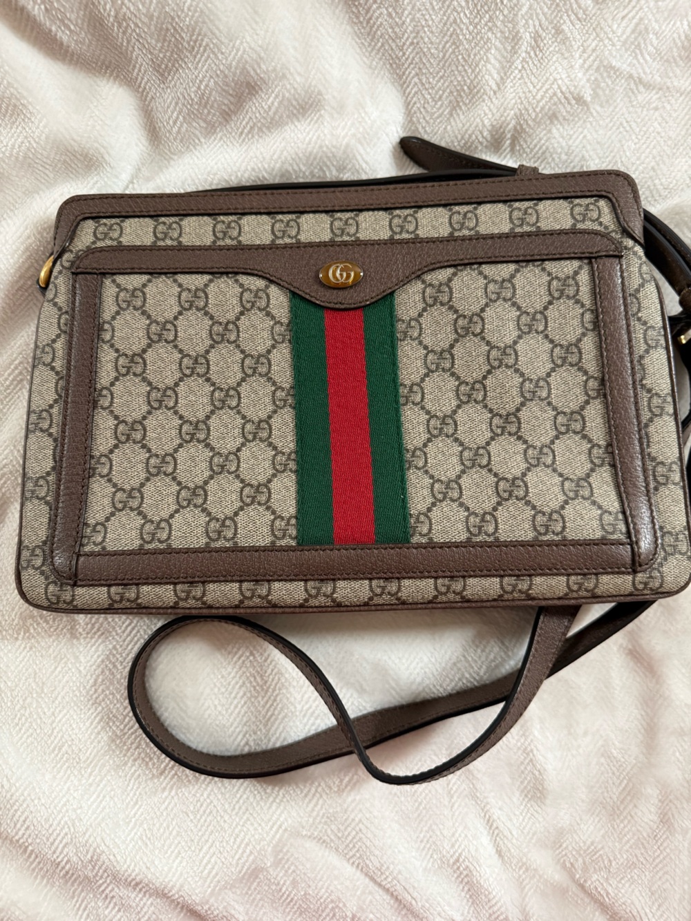 Gucci Ophidia GG Supreme Canvas Shoulder Bag